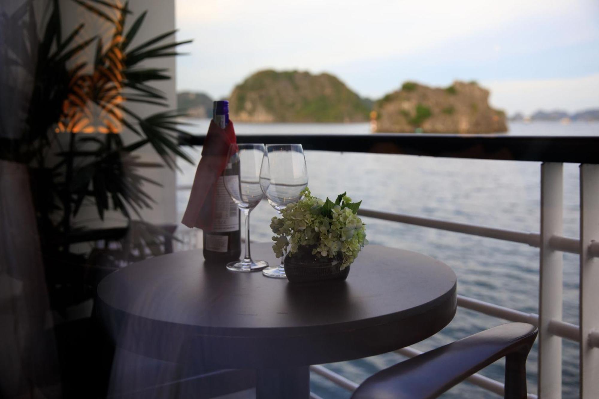V'Spirit Cruise Ξενοδοχείο Χα Λονγκ Εξωτερικό φωτογραφία